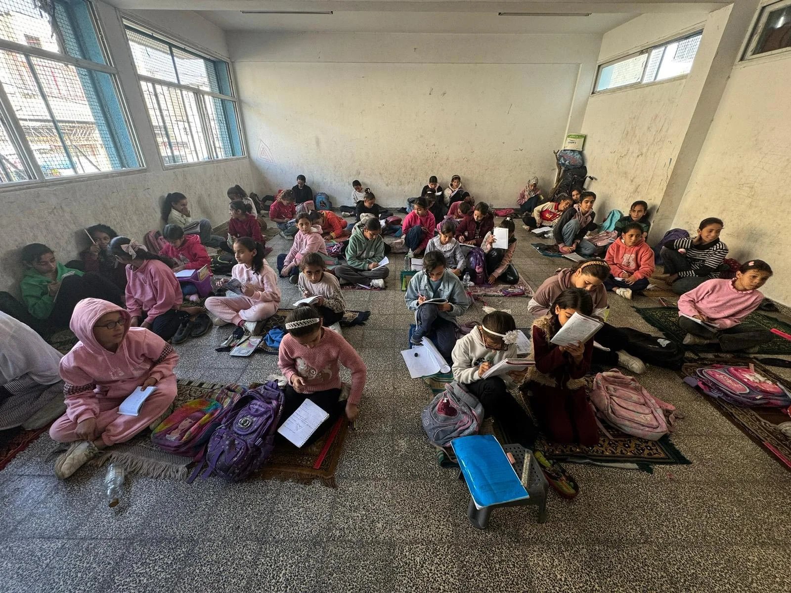 مثل الأموات الأحياء - صورة مميزة صورة مميزة: مثل الأموات الأحياء