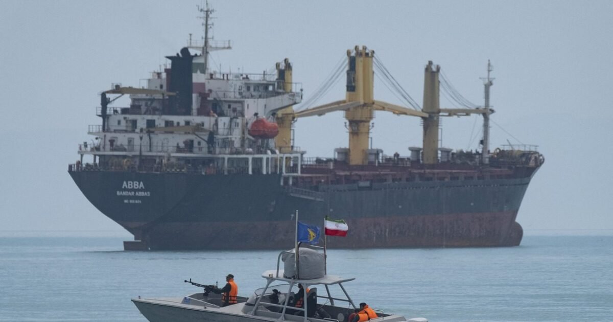 طهران: عبور السفن عبر مضيق هرمز مشروط بالتنسيق مع إيران
