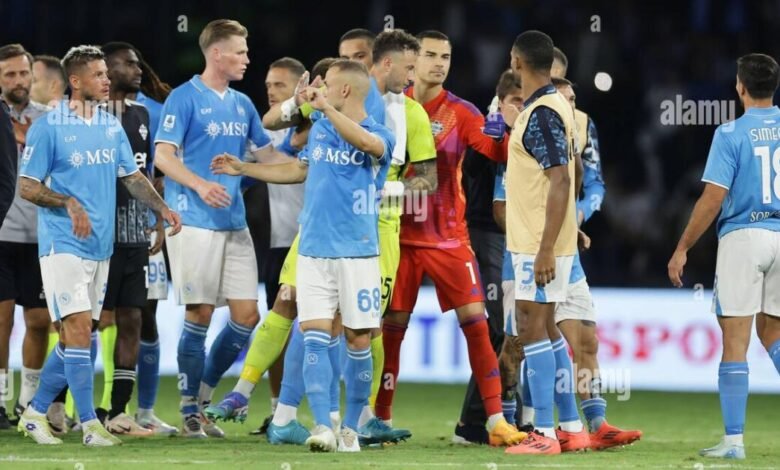 كومو تحت قيادة فابريغاس يفوز 2-1 على نابولي في مارادونا