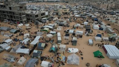 السفير الأميركي هاكابي: لا خطة لتهجير الفلسطينيين من غزة
